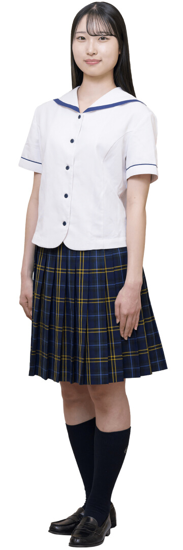 女性生徒夏服